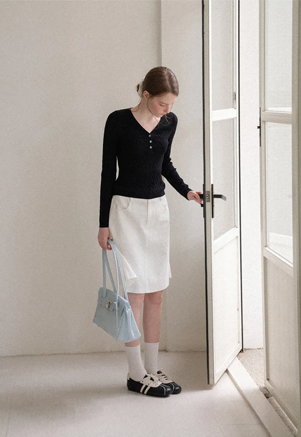 V Neck Lace Trim Ribbed Knit Sweater