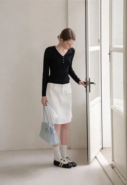 V Neck Lace Trim Ribbed Knit Sweater
