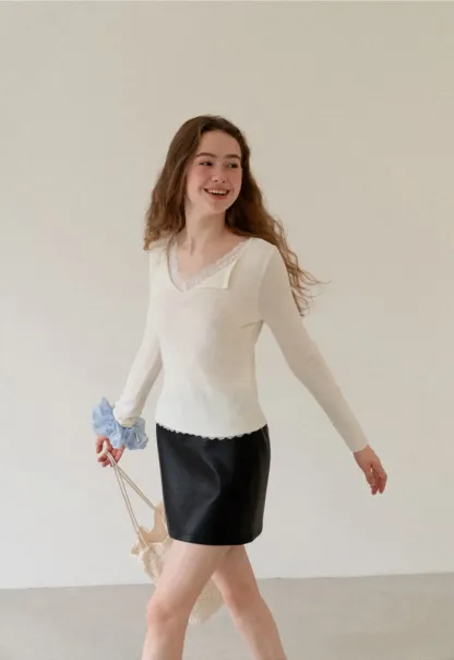 Lace Trim V Neck Long Sleeve Knit Sweater