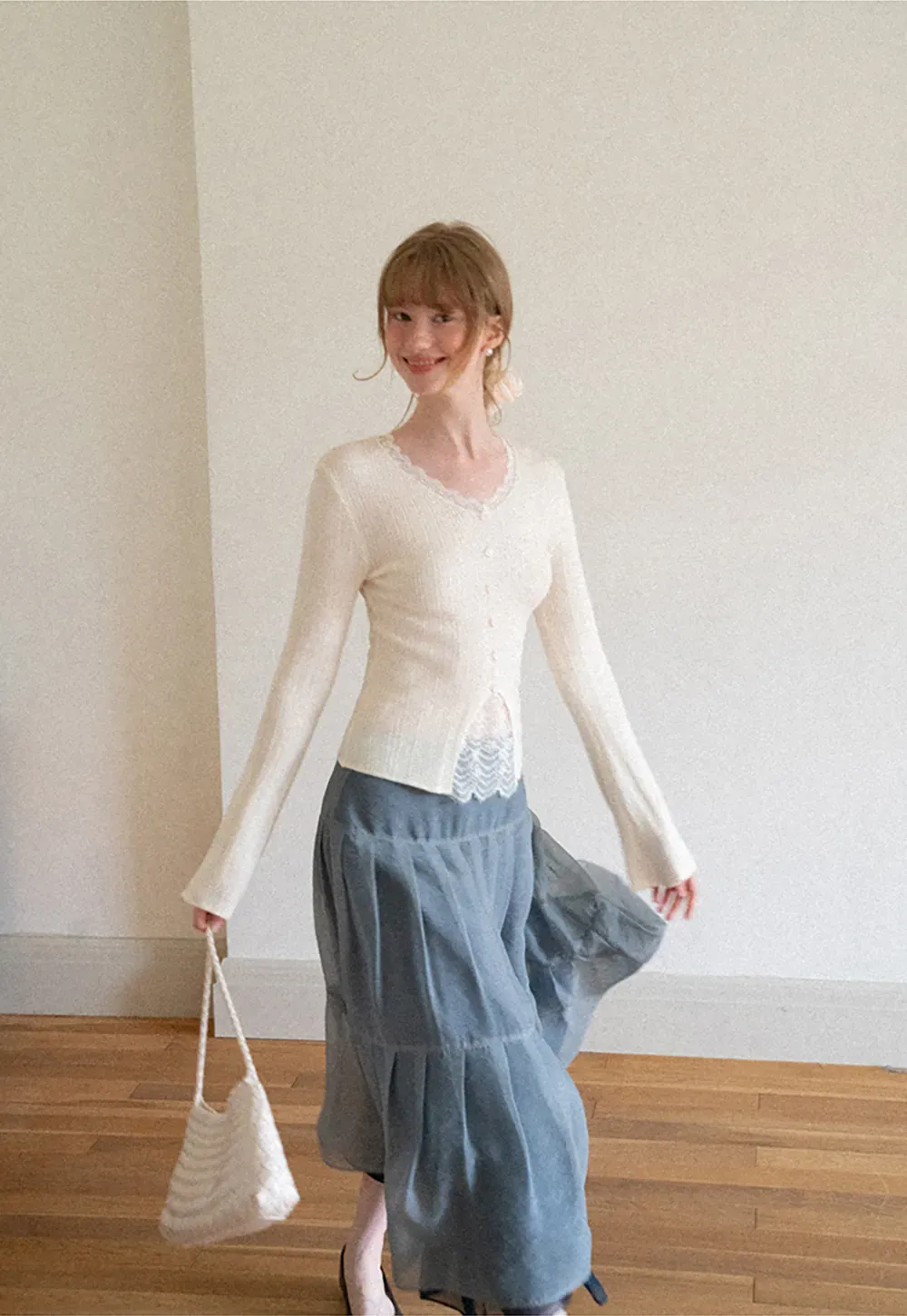Lace Trim V Neck Ribbed Knit Sweater