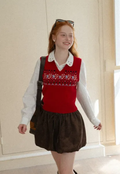 Fair Isle Patterned V Neck Knit Vest