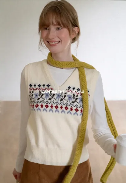 Fair Isle Patterned V Neck Knit Vest