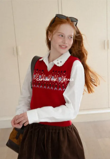 Fair Isle Patterned V Neck Knit Vest