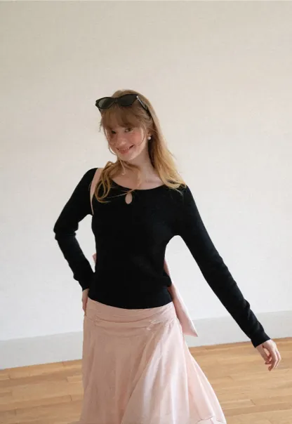 Keyhole Neck Long Sleeve Wool Knit Sweater