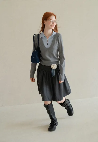 V Neck Layered Collar Wool Knit Sweater