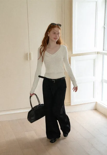 V Neck Cable Knit Long Sleeve Sweater