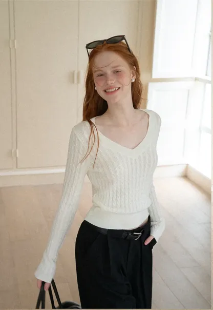 V Neck Cable Knit Long Sleeve Sweater