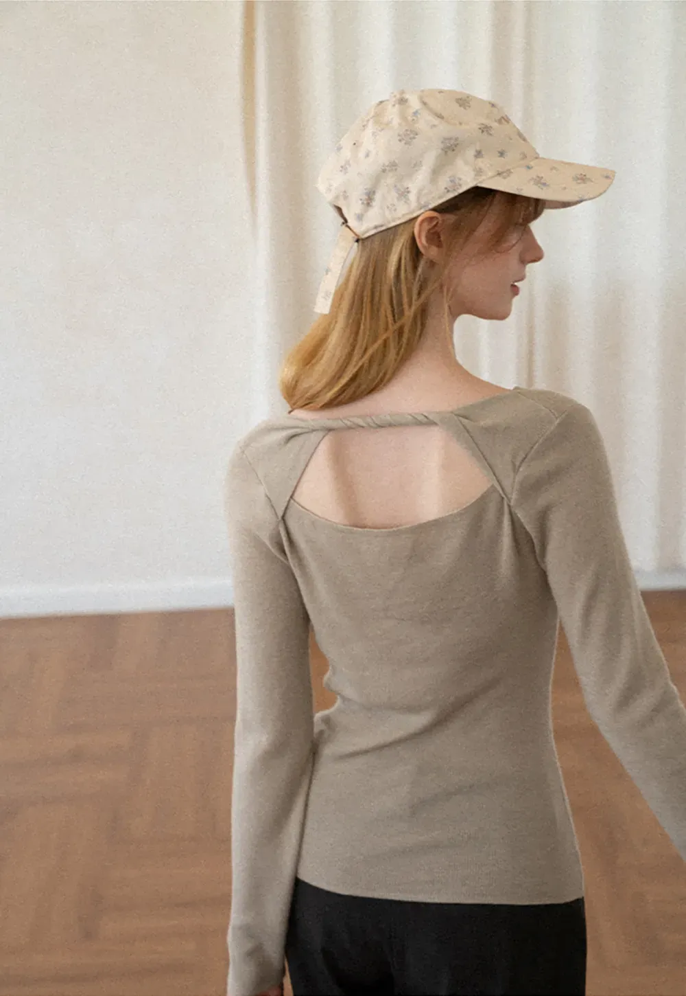 Open Back Long Sleeve Knit Sweater