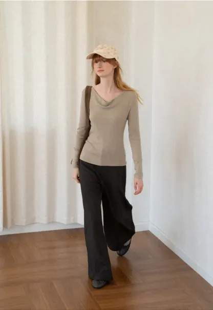 Open Back Long Sleeve Knit Sweater