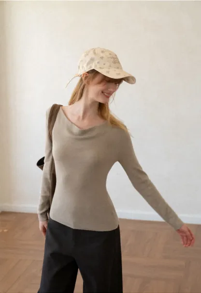 Open Back Long Sleeve Knit Sweater