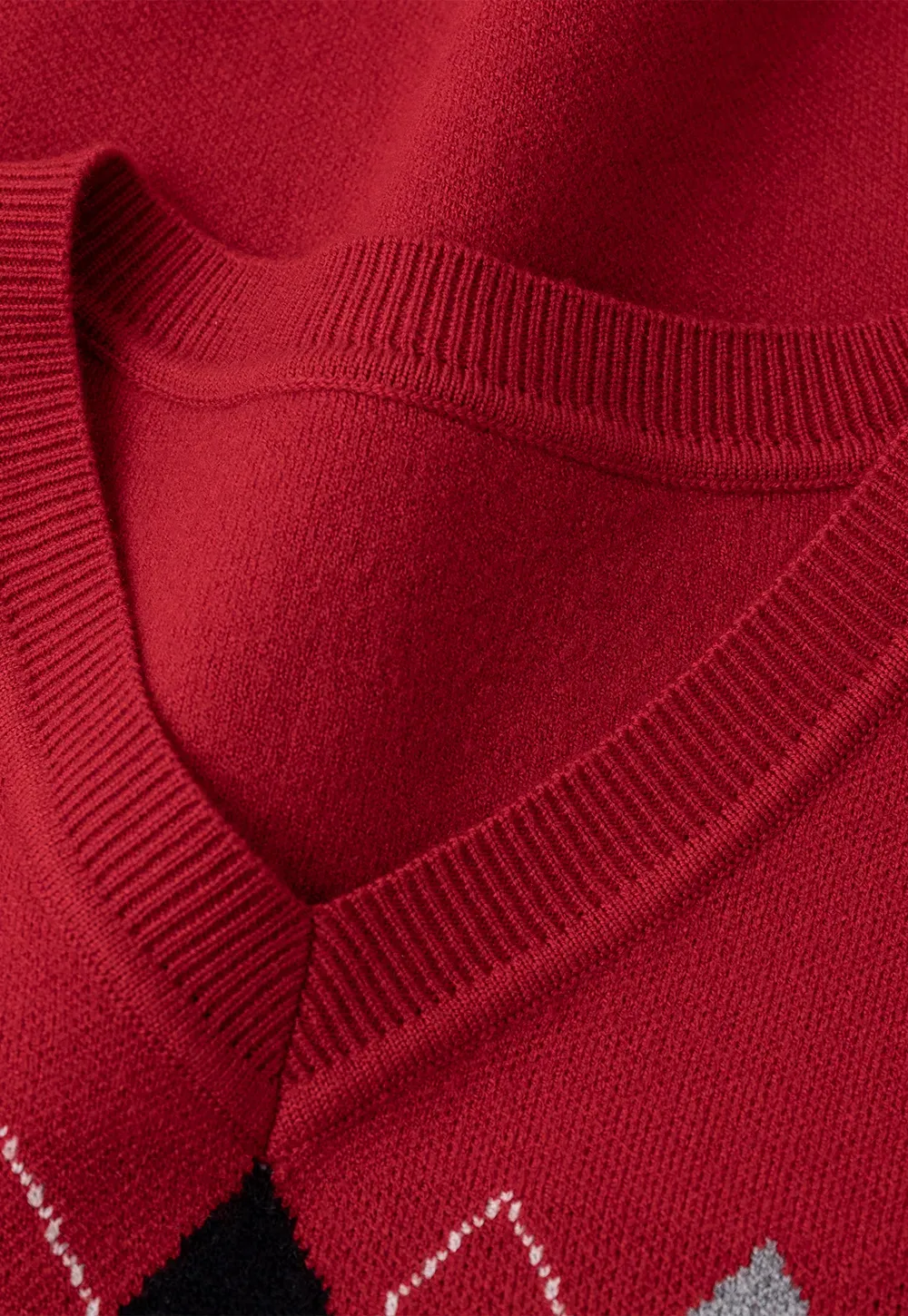 Argyle Pattern V Neck Wool Knit Sweater