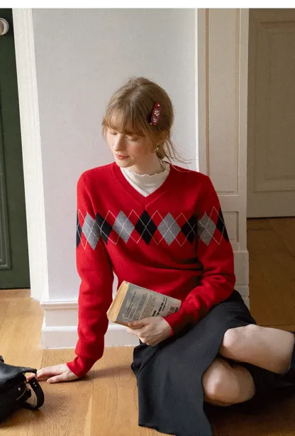 Argyle Pattern V Neck Wool Knit Sweater
