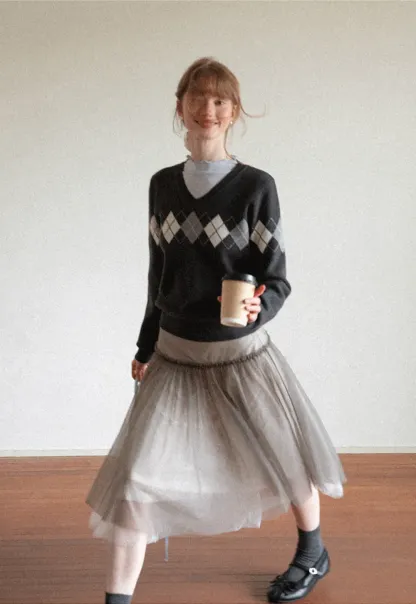 Argyle Pattern V Neck Wool Knit Sweater