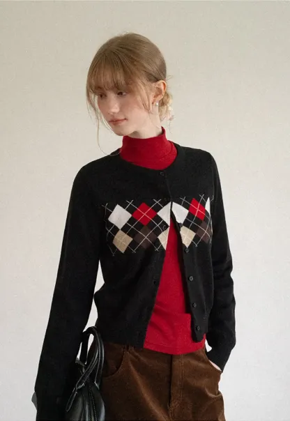 Argyle Pattern Cable Knit Cardigan