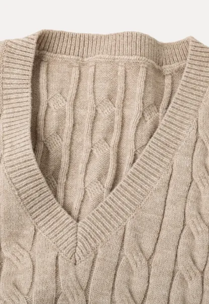 Cable Knit V Neck Sleeveless Sweater