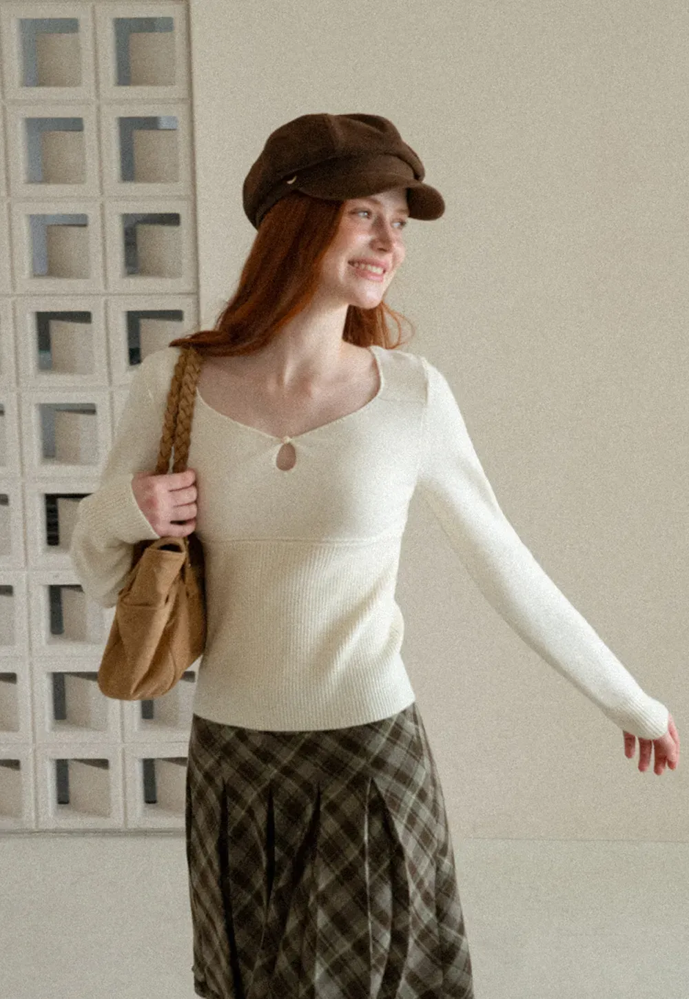 V Neck Ribbed Knit Sweater with Keyhole Detail