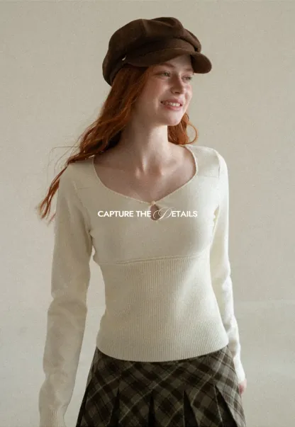 V Neck Ribbed Knit Sweater with Keyhole Detail