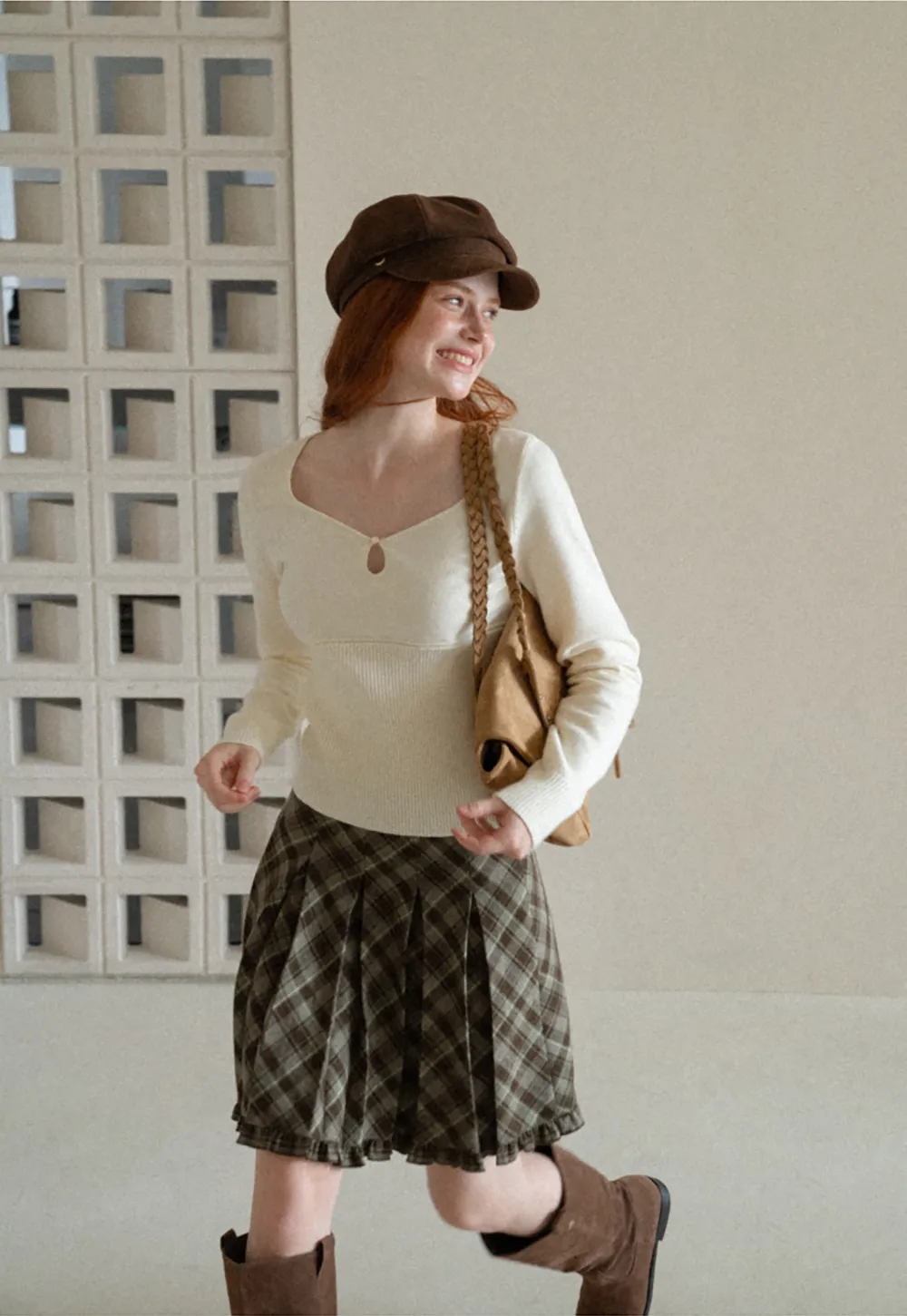 V Neck Ribbed Knit Sweater with Keyhole Detail