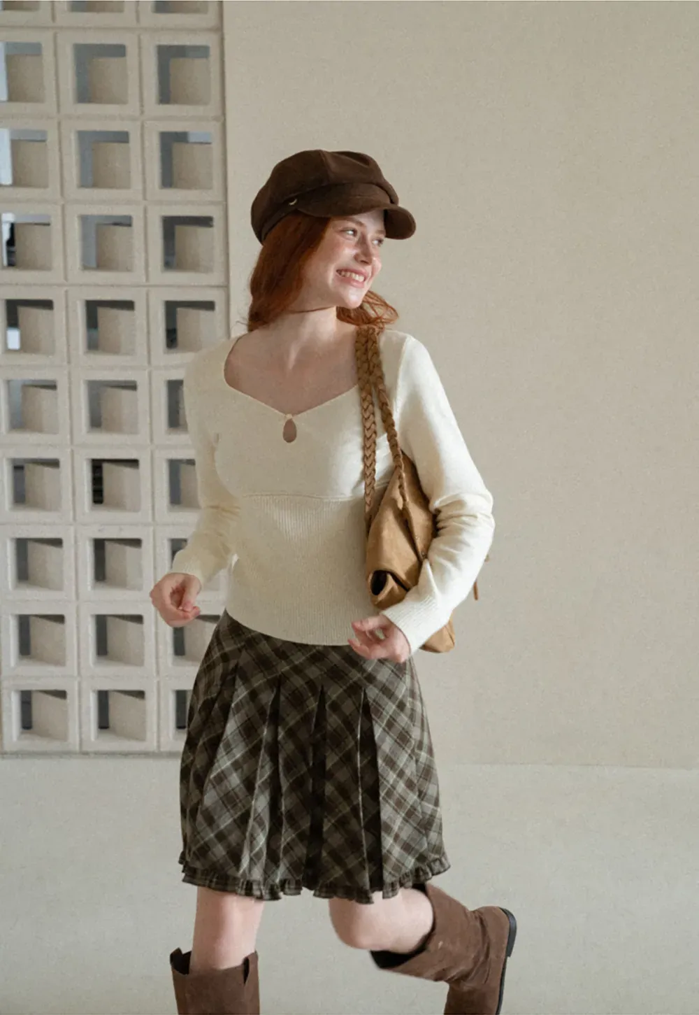 V Neck Ribbed Knit Sweater with Keyhole Detail