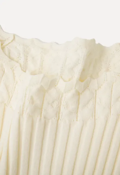 Scalloped Neck Ribbed Knit Cropped Sweater