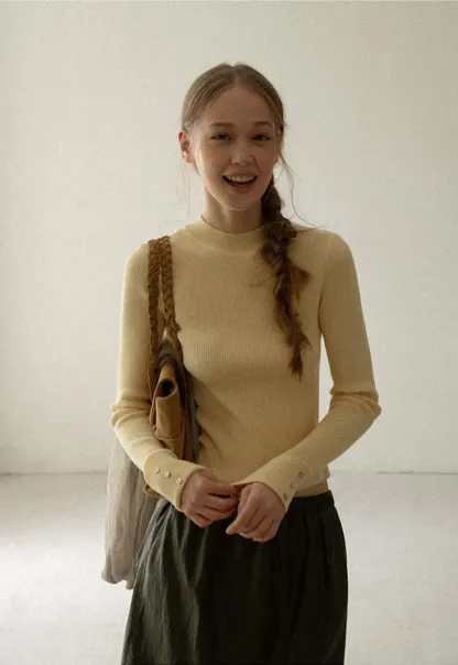 Ribbed Knit Long Sleeve Crew Neck Sweater