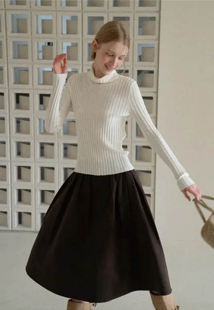 Ribbed Knit Turtleneck Long Sleeve Sweater
