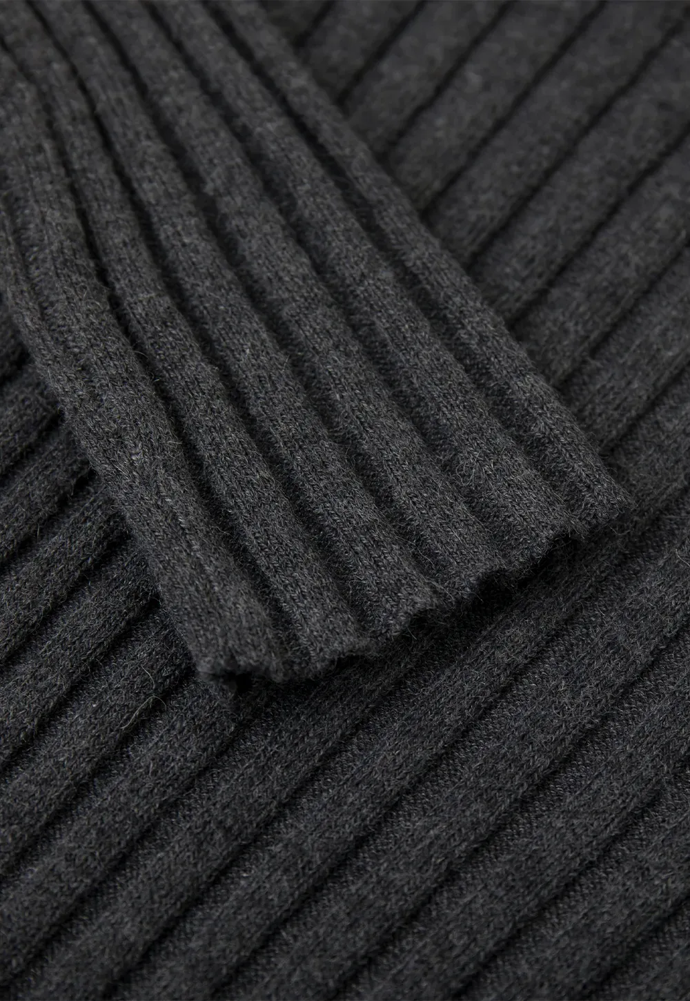 Ribbed Knit Turtleneck Long Sleeve Sweater