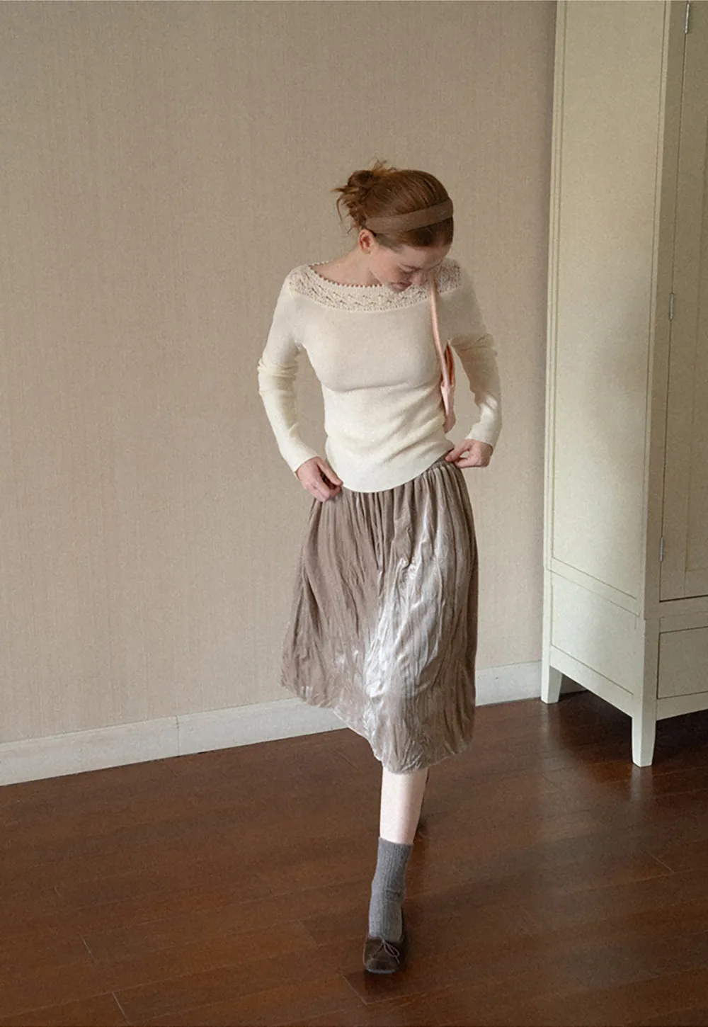 Lace Trim Ribbed Neck Knit Sweater