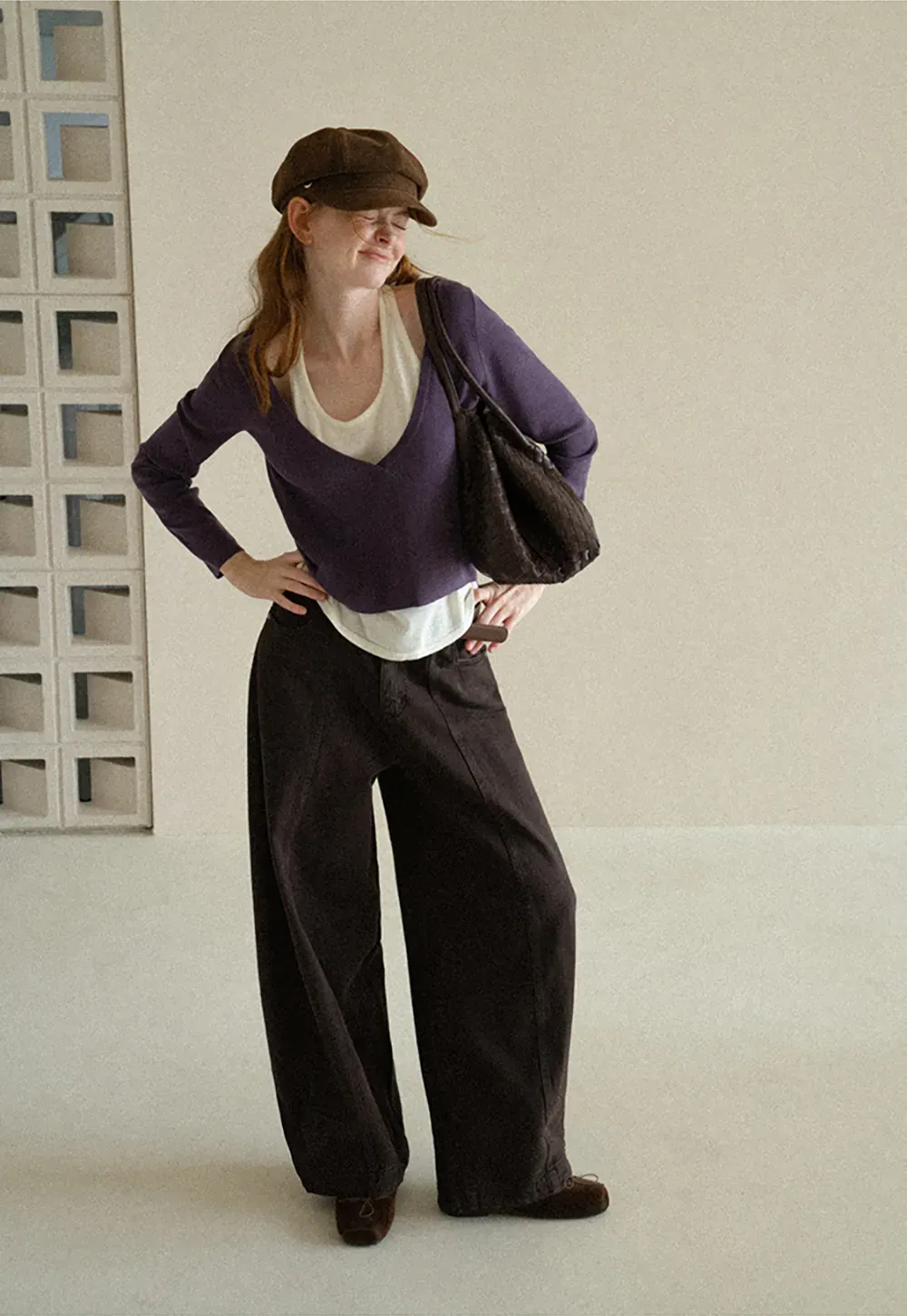 V Neck Cropped Woolen Knit Sweater