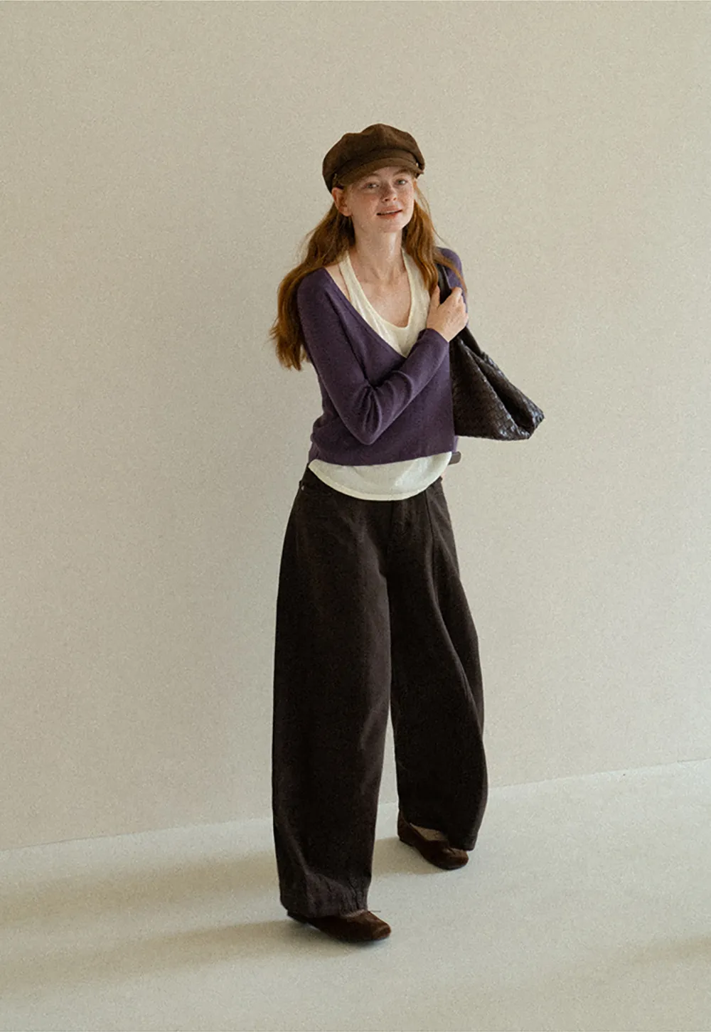 V Neck Cropped Woolen Knit Sweater
