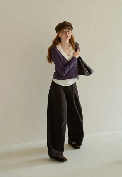 V Neck Cropped Woolen Knit Sweater