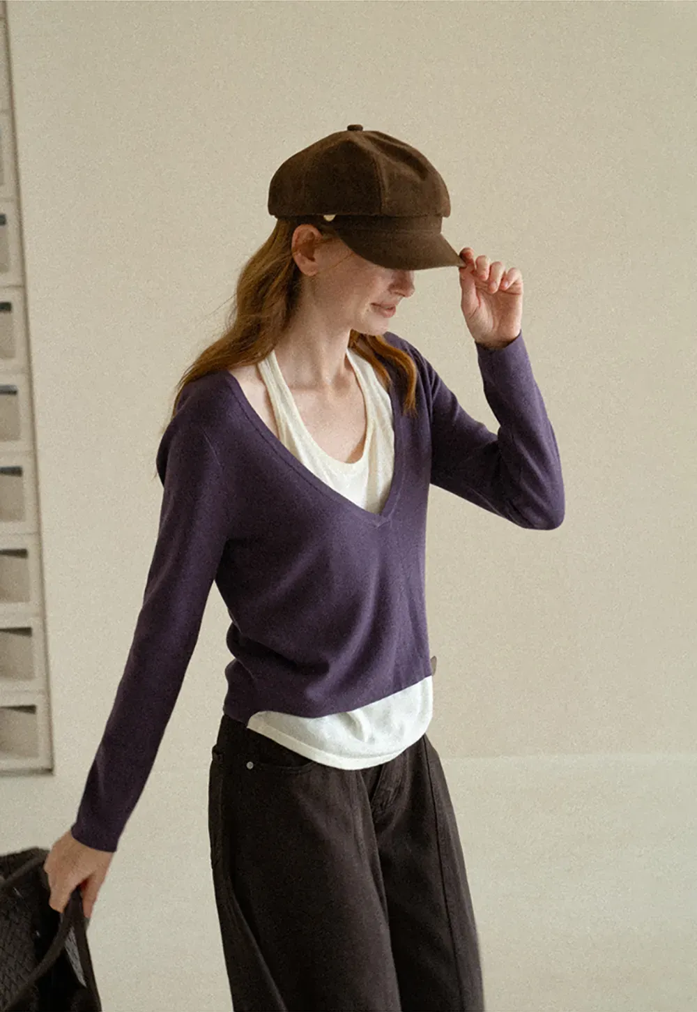 V Neck Cropped Woolen Knit Sweater