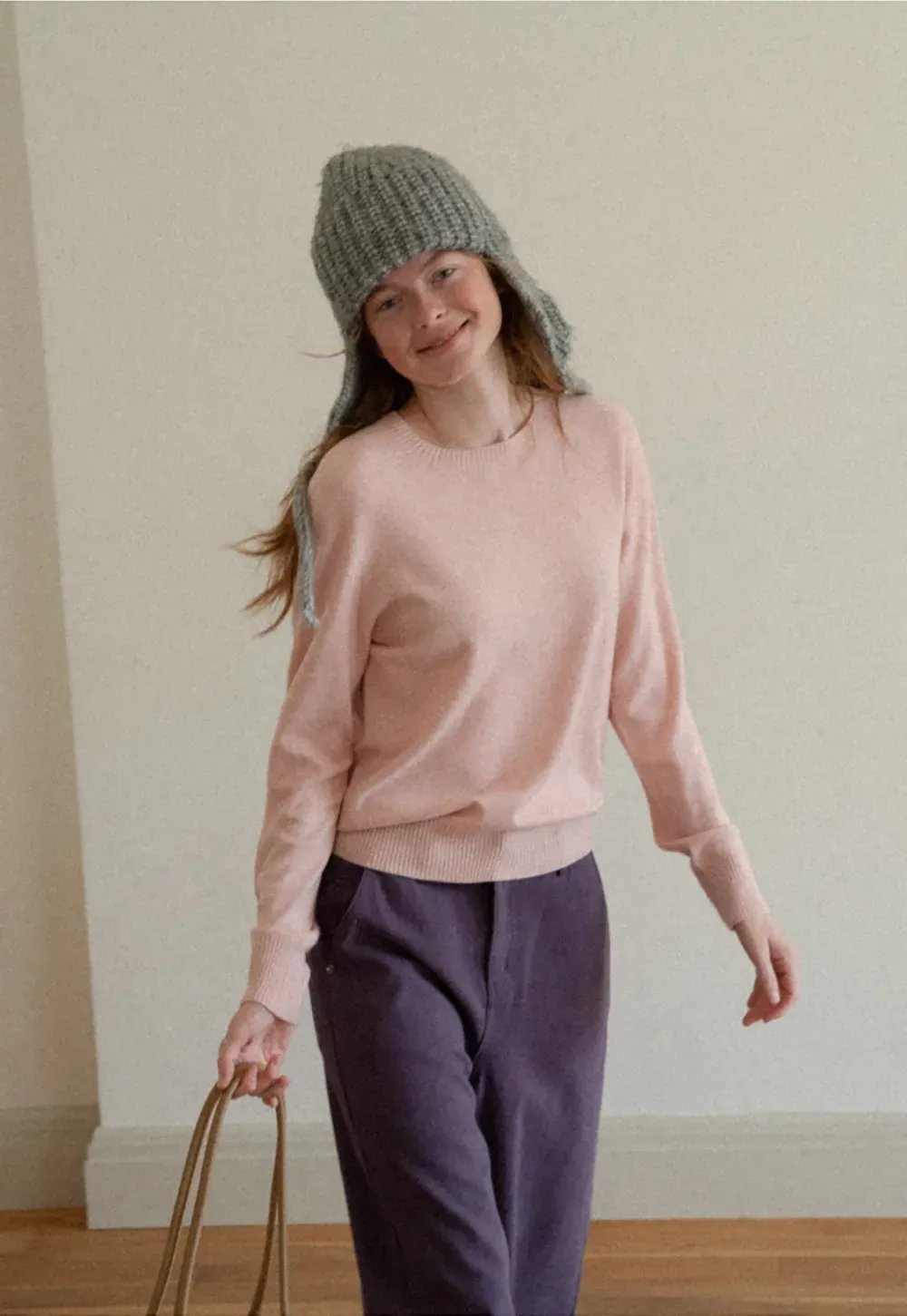 Fine Gauge Ribbed Knit Crewneck Sweater
