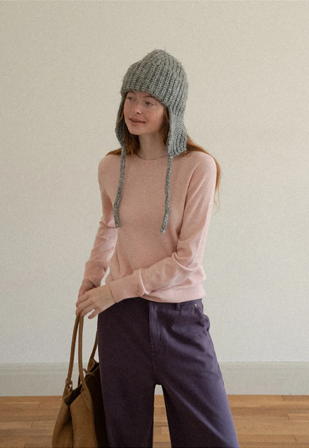 Fine Gauge Ribbed Knit Crewneck Sweater