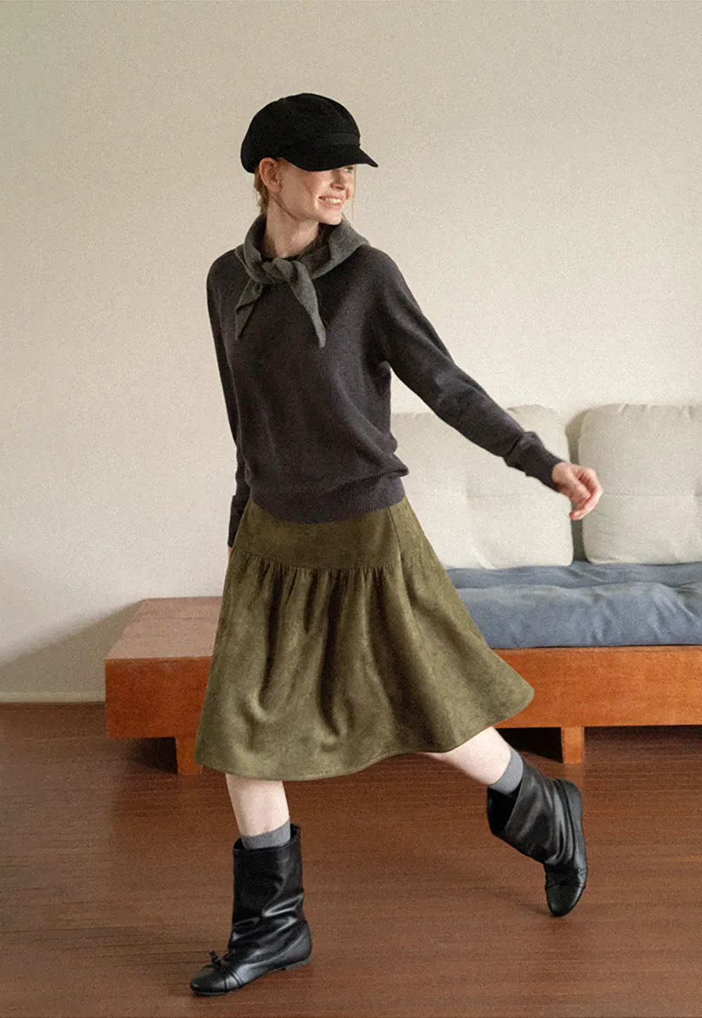 Fine Gauge Ribbed Knit Crewneck Sweater