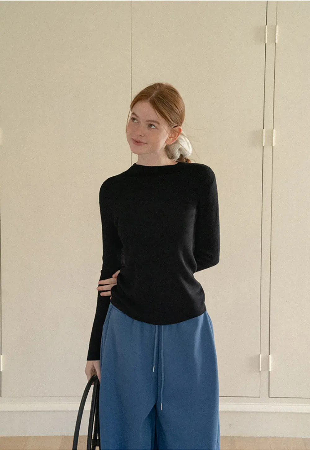 Slim Fit Crew Neck Long Sleeve Wool Knit Sweater