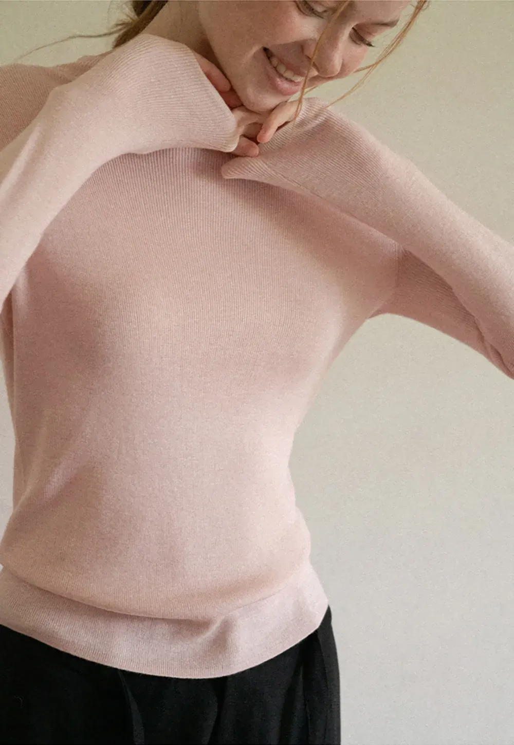 Slim Fit Crew Neck Long Sleeve Wool Knit Sweater