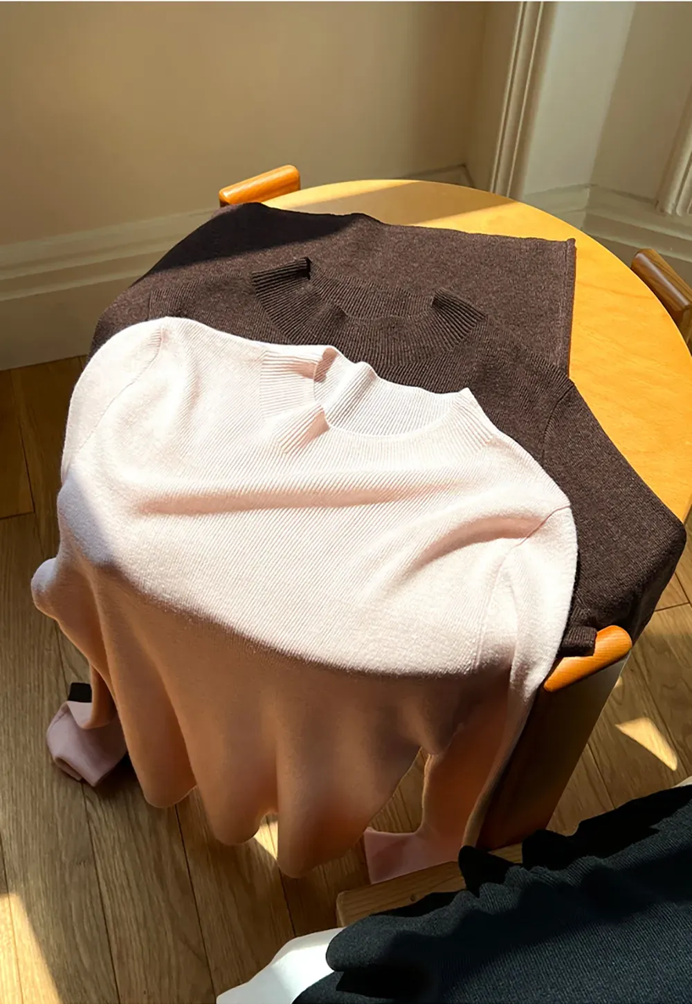 Slim Fit Crew Neck Long Sleeve Wool Knit Sweater