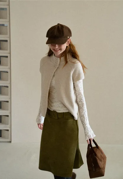 Lace Sleeve Contrast Knit Cardigan
