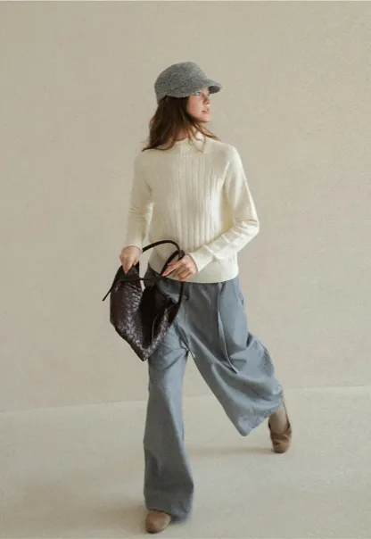 Ribbed Knit Turtleneck Woolen Sweater