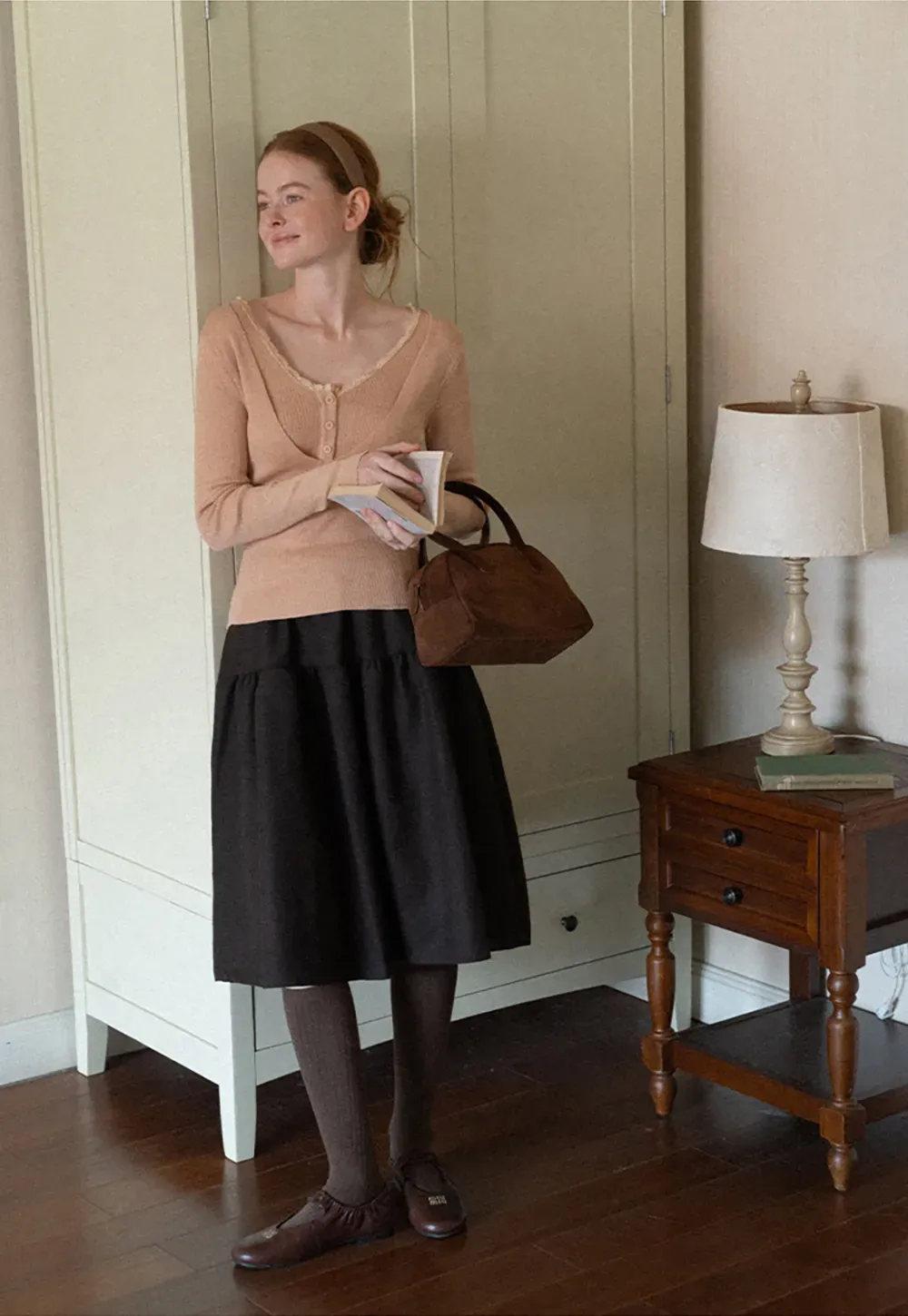 Lace Trim V Neck Ribbed Knit Sweater