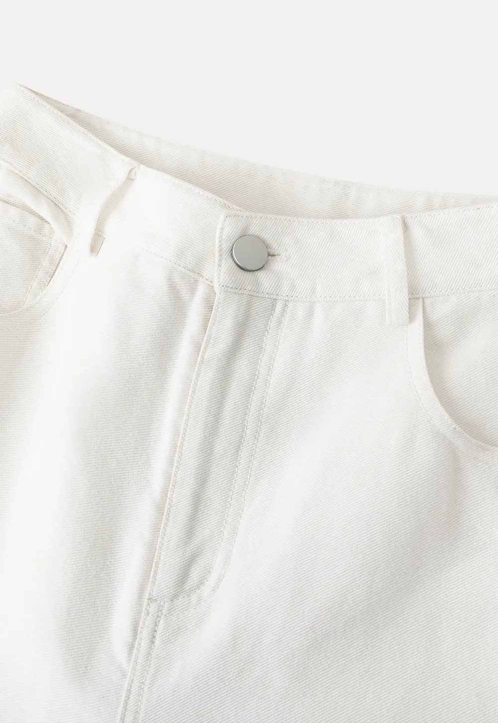 Wide leg jeans with embroidered hem details