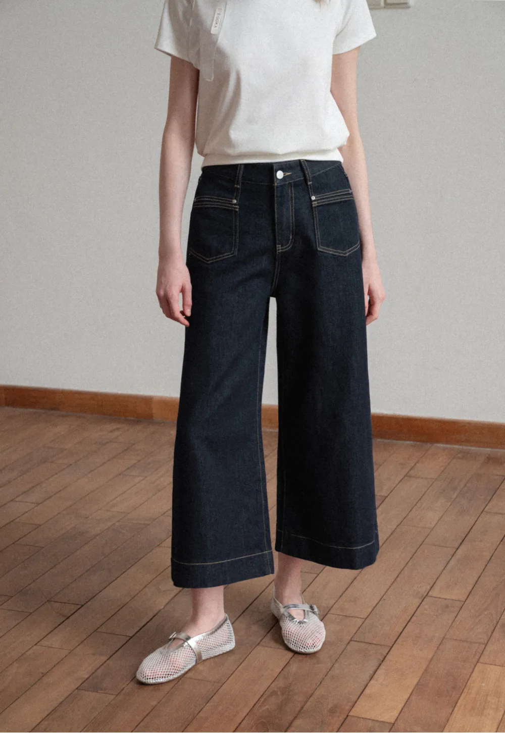 Wide leg cropped denim pants with contrast stitching