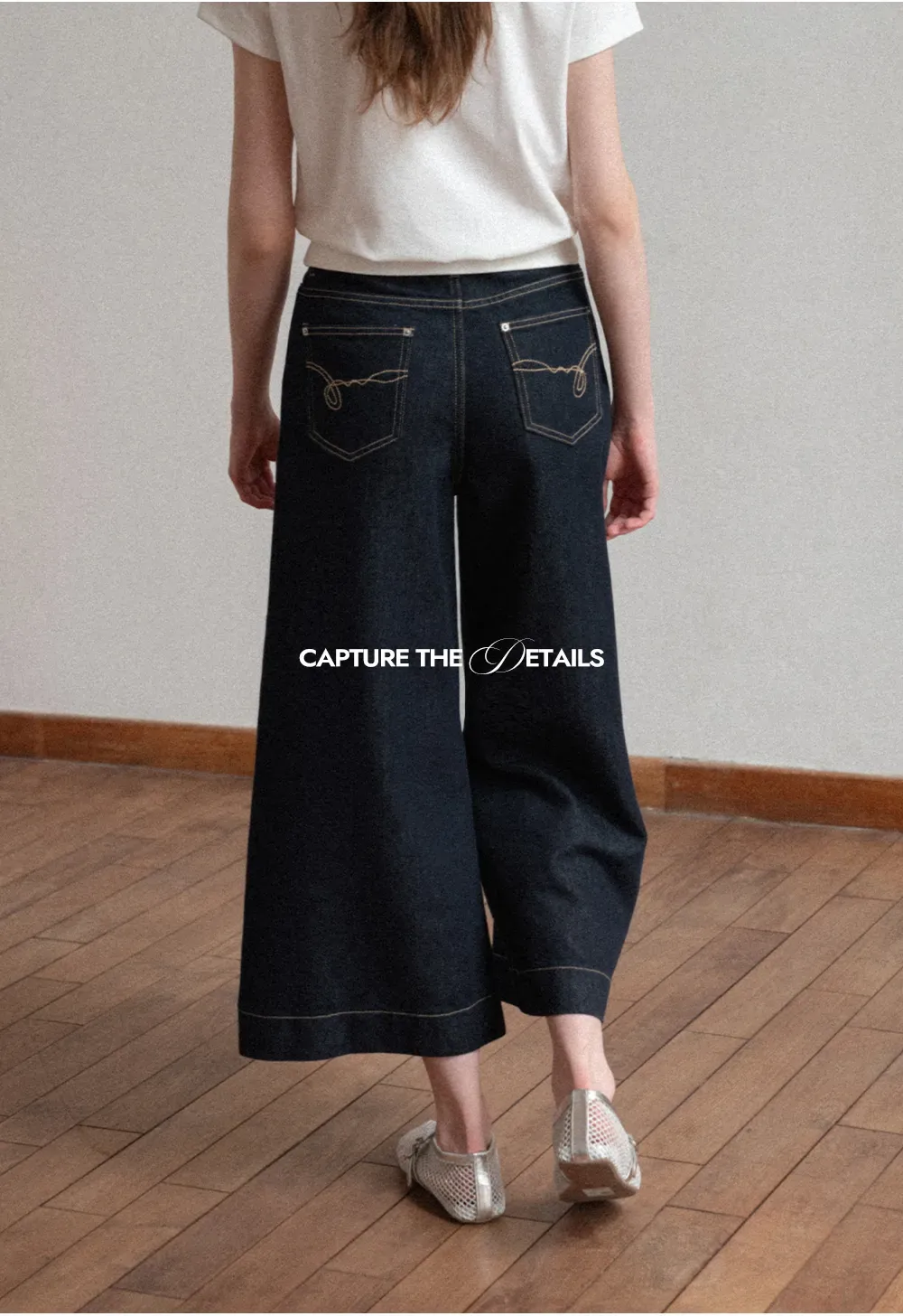 Wide leg cropped denim pants with contrast stitching