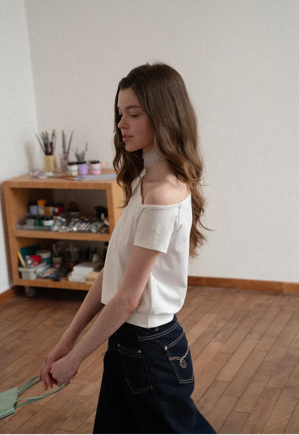 Wide leg cropped denim pants with contrast stitching