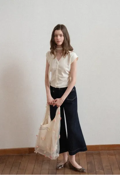 Wide leg cropped denim pants with contrast stitching