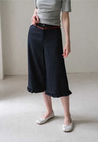 Ruffled Hem Cropped Denim Pants