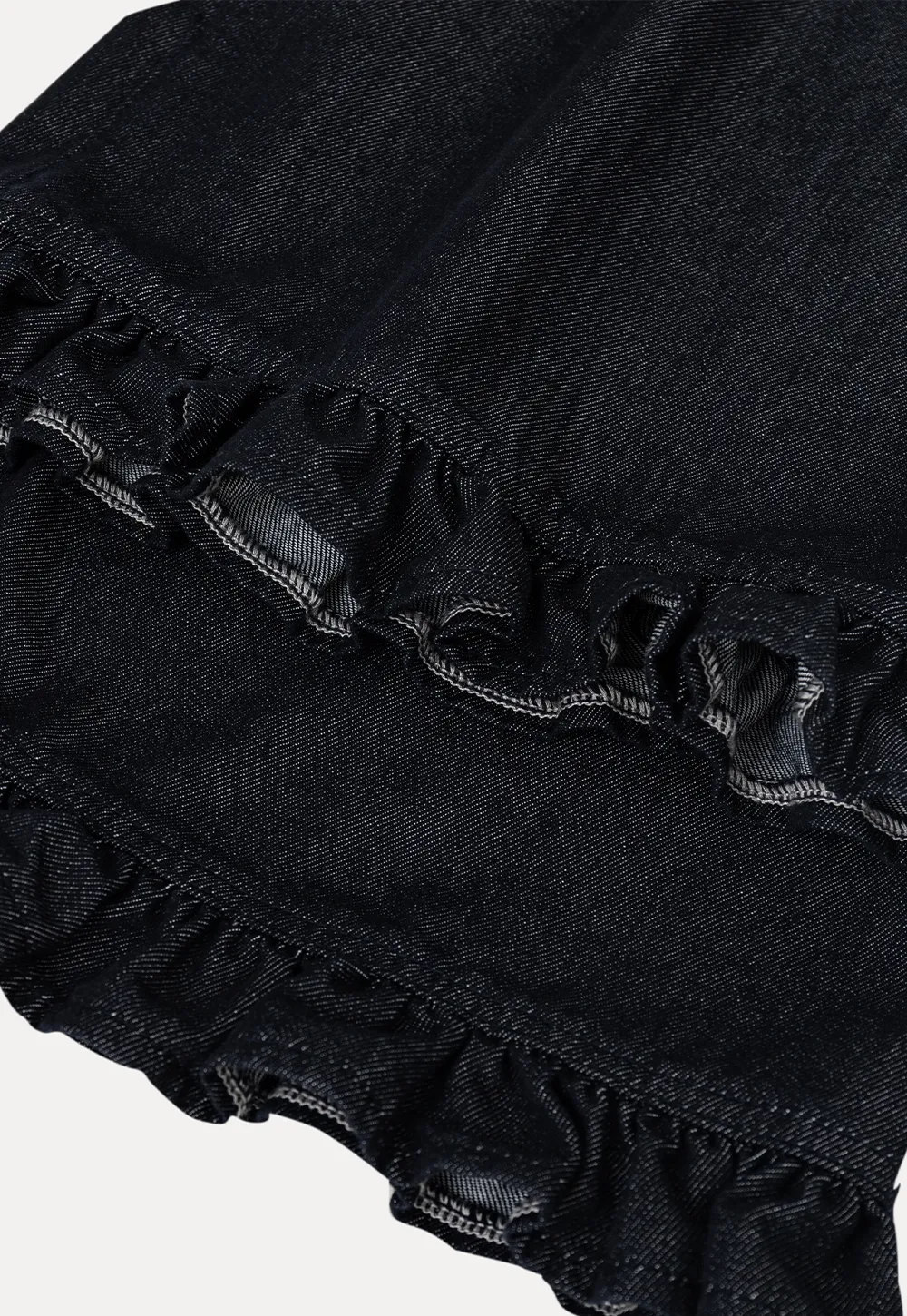 Ruffled Hem Cropped Denim Pants