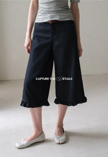 Ruffled Hem Cropped Denim Pants