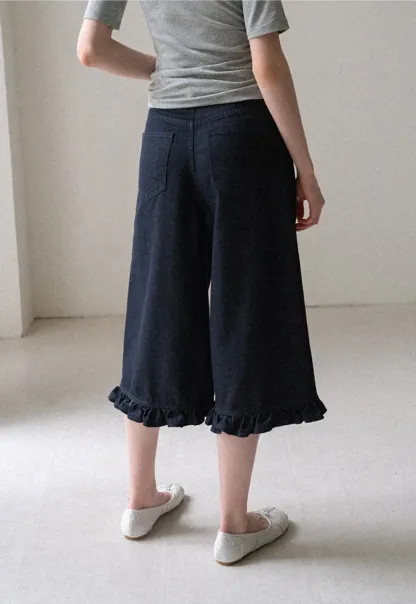 Ruffled Hem Cropped Denim Pants